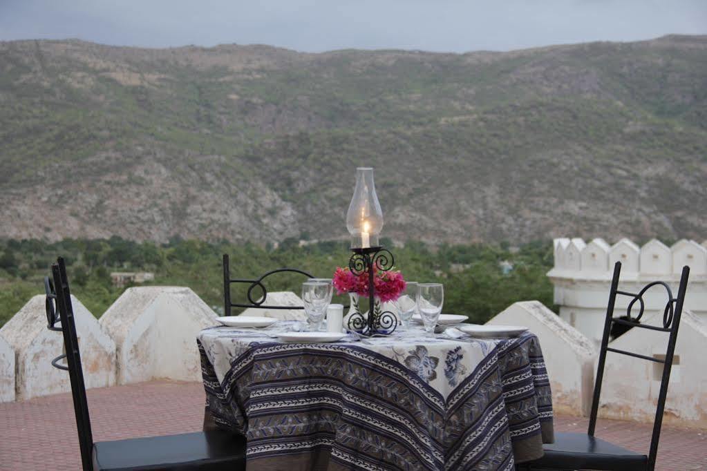 Gulaab Niwaas Palace Hotel Pushkar Exterior photo